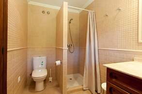 Villa - 4 Bedrooms with Pool and WiFi - 103167