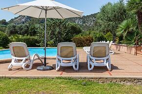 Villa - 4 Bedrooms with Pool and WiFi - 103183