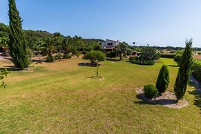 Villa - 4 Bedrooms with Pool and WiFi - 103183