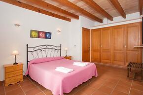 Villa - 4 Bedrooms with Pool and WiFi - 103183