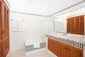 Villa - 4 Bedrooms with Pool and WiFi - 103183