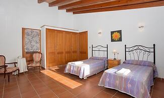 Villa - 4 Bedrooms with Pool and WiFi - 103183