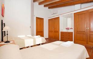 Villa - 4 Bedrooms with Pool and WiFi - 103183