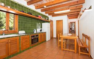 Villa - 4 Bedrooms with Pool and WiFi - 103183