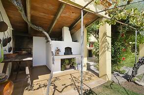 Villa - 2 Bedrooms with Pool - 103208