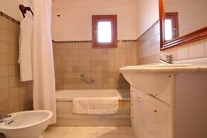 Villa - 2 Bedrooms with Pool and WiFi - 103214