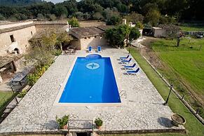 Villa - 4 Bedrooms with Pool and WiFi - 103220