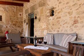 Villa - 4 Bedrooms with Pool and WiFi - 103220