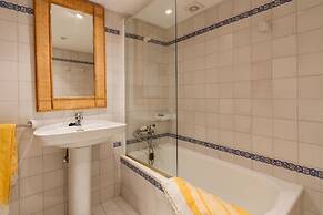 Villa - 4 Bedrooms with Pool and WiFi - 103220