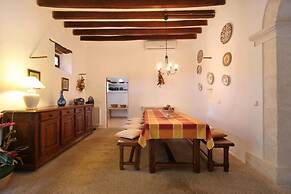 Villa - 5 Bedrooms with Pool and WiFi - 103224
