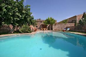 Villa - 5 Bedrooms with Pool and WiFi - 103224