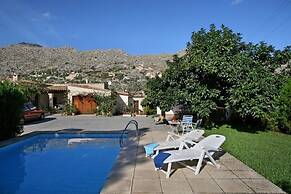 Villa - 4 Bedrooms with Pool - 103228