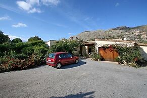 Villa - 4 Bedrooms with Pool - 103228