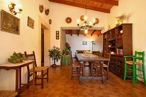 Villa - 4 Bedrooms with Pool - 103228