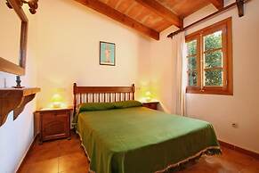 Villa - 4 Bedrooms with Pool - 103228