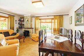 Villa - 3 Bedrooms with Pool - 103234