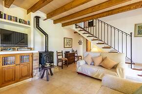 Villa - 2 Bedrooms with Pool and WiFi - 103235