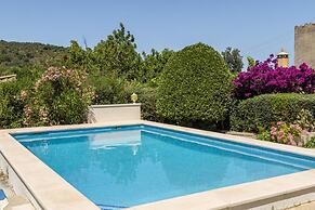 Villa - 2 Bedrooms with Pool and WiFi - 103235