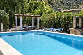 Villa - 2 Bedrooms with Pool and WiFi - 103235