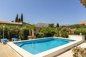 Villa - 2 Bedrooms with Pool and WiFi - 103235