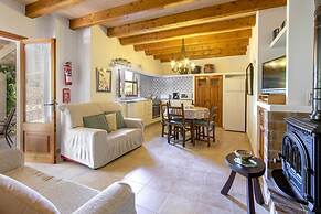 Villa - 2 Bedrooms with Pool and WiFi - 103235