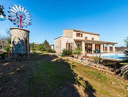 Villa - 4 Bedrooms with Pool and WiFi - 104238