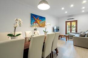 House - 3 Bedrooms with Pool and WiFi - 107616