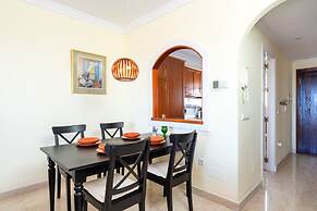 Apartment - 2 Bedrooms with Pool and WiFi - 107865