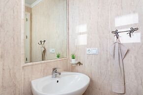 Apartment - 2 Bedrooms with Pool and WiFi - 107865