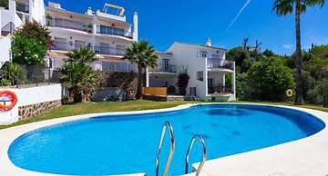 Apartment - 2 Bedrooms with Pool and WiFi - 107865