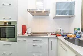 Apartment - 2 Bedrooms with Pool and WiFi - 107876