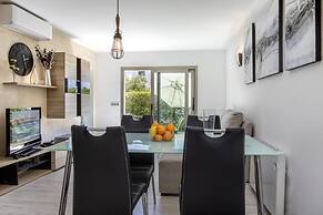 Apartment - 2 Bedrooms with Pool and WiFi - 107876