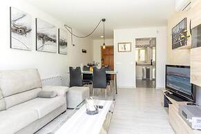 Apartment - 2 Bedrooms with Pool and WiFi - 107876