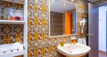 Villa - 4 Bedrooms with Pool, WiFi and Sea views - 107880