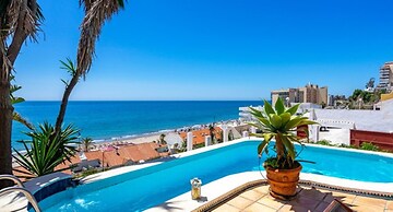 Villa - 4 Bedrooms with Pool, WiFi and Sea views - 107880