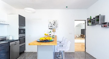 Villa - 4 Bedrooms with Pool, WiFi and Sea views - 107880