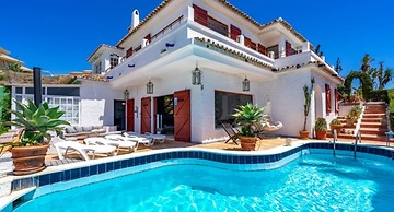 Villa - 4 Bedrooms with Pool, WiFi and Sea views - 107880