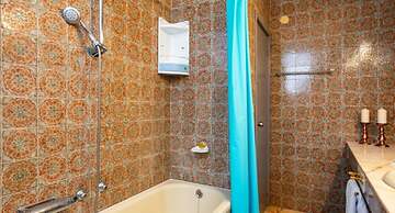 Villa - 4 Bedrooms with Pool, WiFi and Sea views - 107880