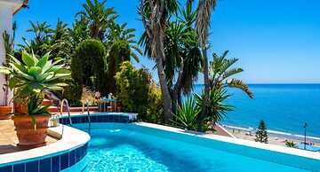 Villa - 4 Bedrooms with Pool, WiFi and Sea views - 107880