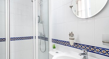 Apartment - 2 Bedrooms with Pool and WiFi - 107884