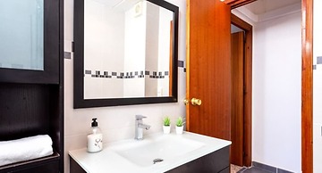 Apartment - 2 Bedrooms with Pool and WiFi - 107885