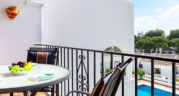 Apartment - 2 Bedrooms with Pool and WiFi - 107885