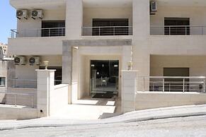 Amazing one Bedroom Apartment in Amman, Elwebdah 5