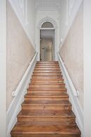 Liiiving - Downtown & Riverside Balcony