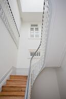 Liiiving - Downtown & Riverside Balcony