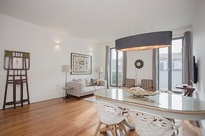 Liiiving - Downtown & Riverside Balcony