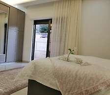 Amazing one Bedroom Apartment in Amman,elwebdah 8