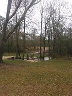 Whispering Creek Lodging & RV Resort