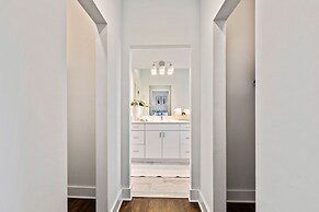 Newly Renovated Buckhead Condo Suites