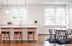 Newly Renovated Buckhead Condo Suites